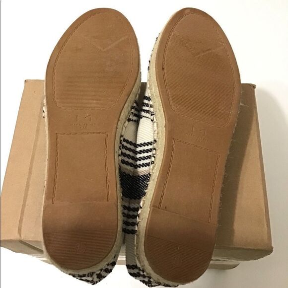 Marc Fisher LTD Stripped Espadrilles Size 7 1/2 - Picture 2 of 8